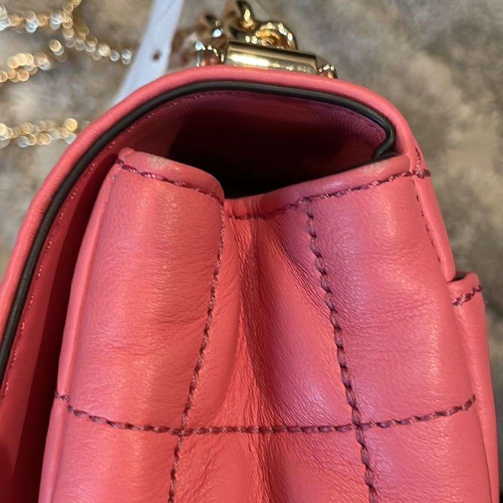 Michael Kors Soho Large Quilted Shoulder Handbag with Chain Strap - Picture 4 of 5